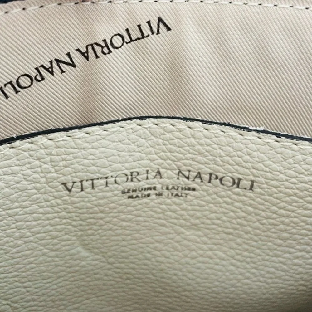 VITTORIA NAPOLI Champagne Cream Leather Handbag NWT Italian Designer Bag